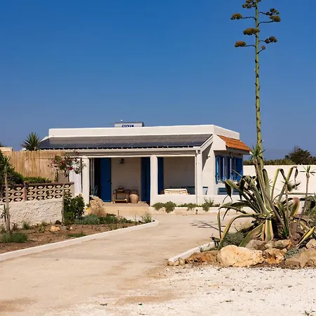 Maresia Beachfront Villa Isola Delle Correnti